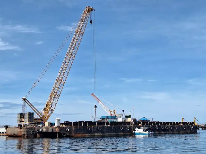 Aura Dominance 5, cargo barge