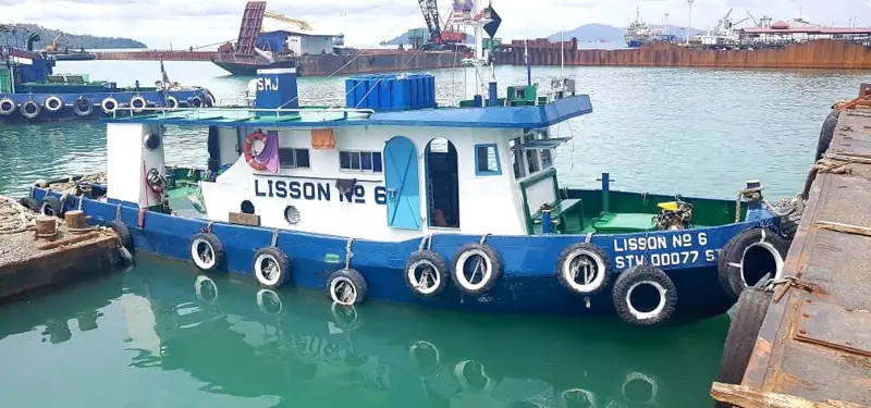 Lisson No. 6, tug boat