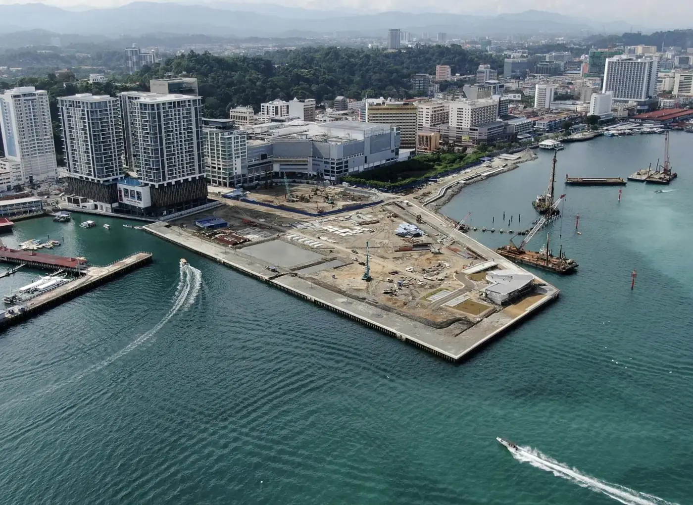 Grandis Wharf cofferdam and land reclamation, Kota Kinabalu
